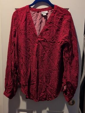 Red Patterned V-Neck Blouse